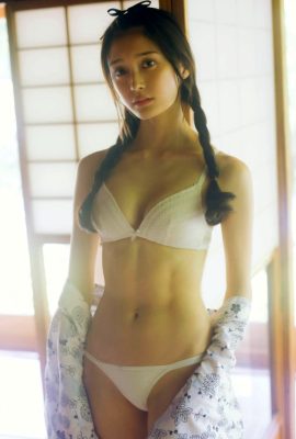 Rina Koyama 小山璃奈, 週プレ Photo Book 「紅い花」 Set.01