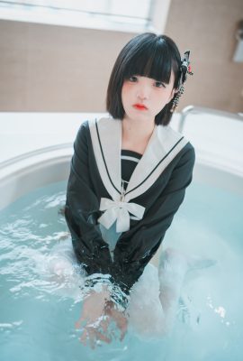 Jeong Jenny 정제니, [DJAWA] Swimming Lessons #12 Set.02