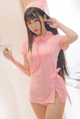 Cosplay 不呆猫 粉红护士
