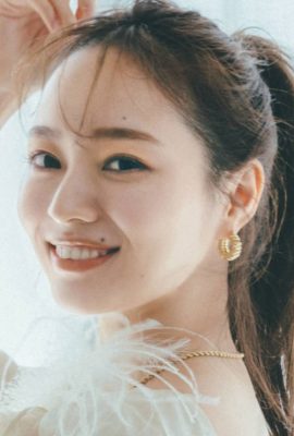 Minami Umezawa 梅澤美波, With 杂志 2021.06