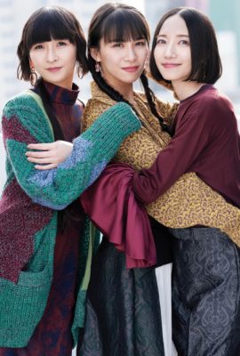 Perfume パフューム, Anan 2022.03.08 (アンアン 2022年3月8日号)