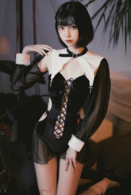 Cosplay 许岚LAN 修女创作
