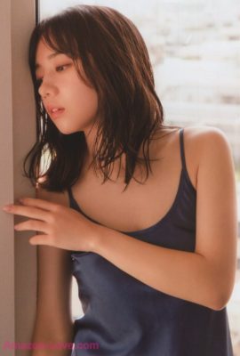 Kyoko Saito 齊藤京子, WHITE Graph 009 Set.02